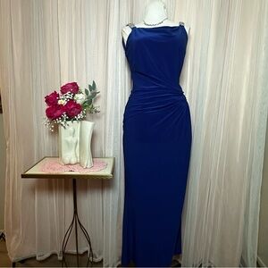 Elegant Blue Evening Gown